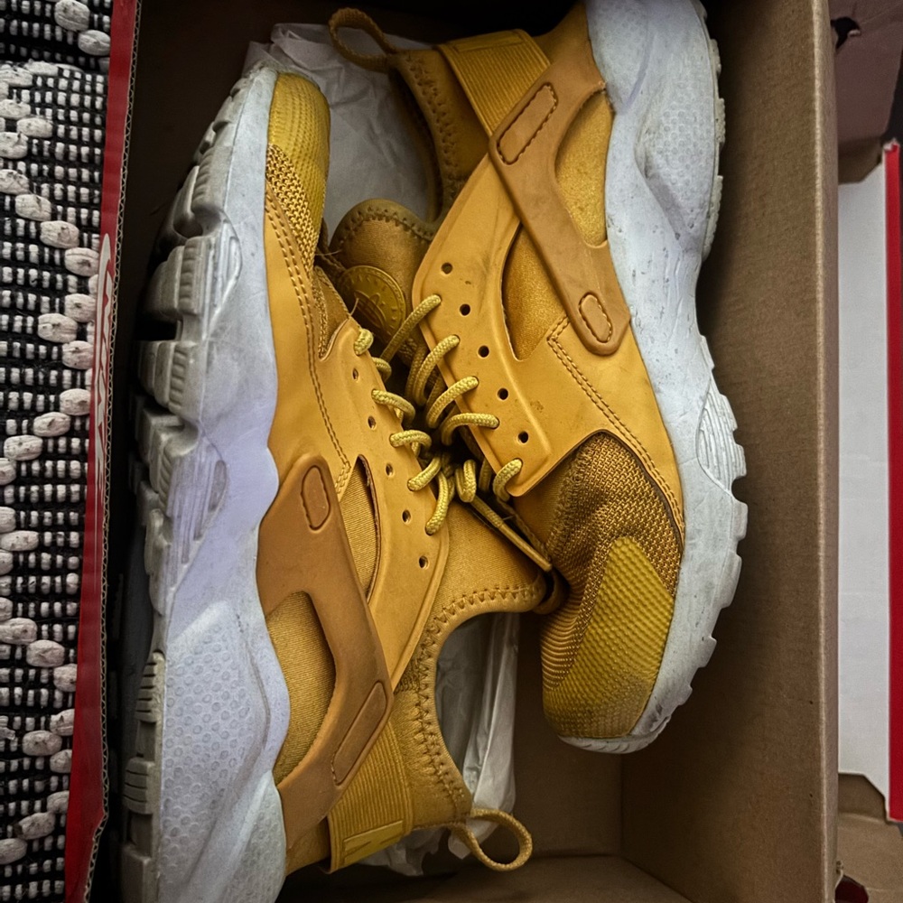 Nike Huaraches